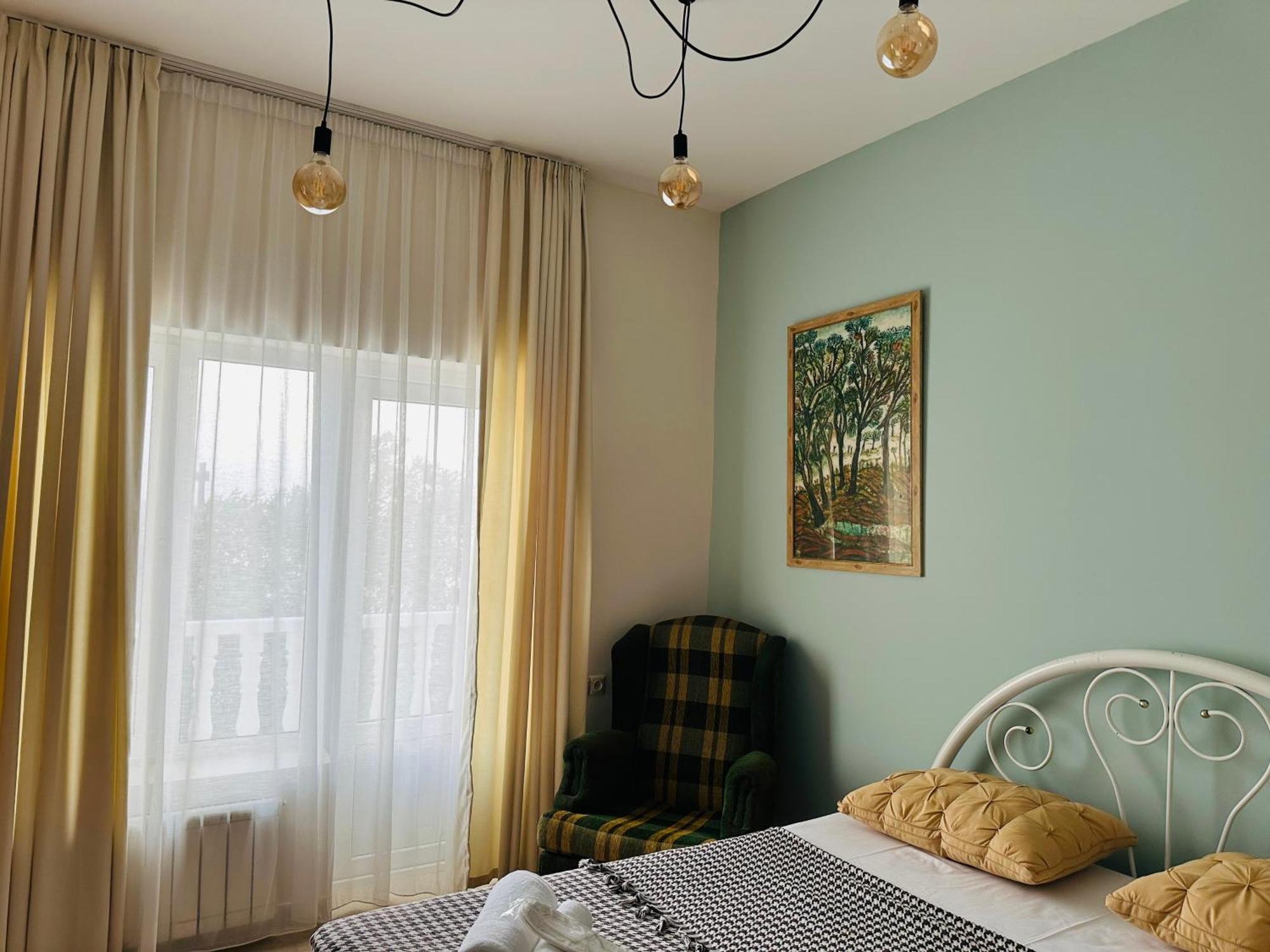 Claude Monet Beach Hotel Ureki Εξωτερικό φωτογραφία